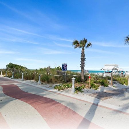 Fontainebleau Resort High Floor W Ocean Views ميامي بيتش المظهر الخارجي الصورة