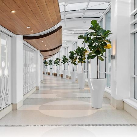 Fontainebleau Resort High Floor W Ocean Views ميامي بيتش المظهر الخارجي الصورة